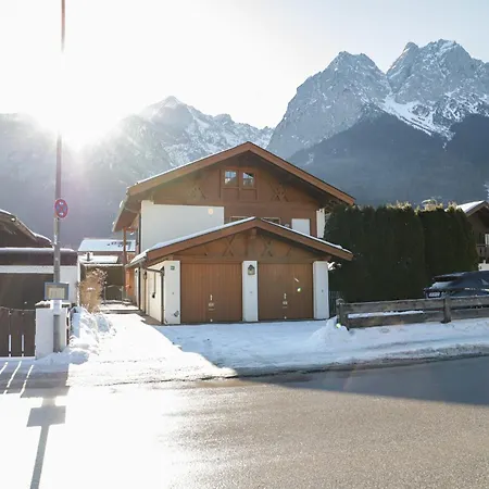 Haus Alpenstern Almrausch