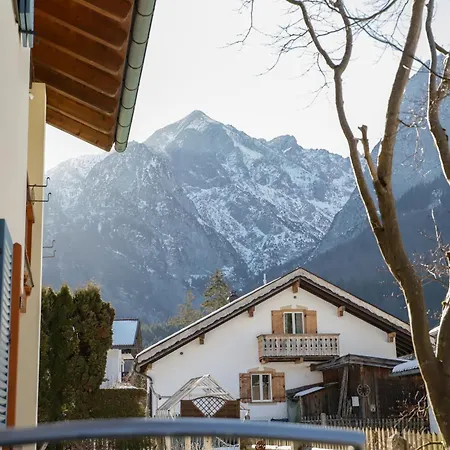 Haus Alpenstern Almrausch Apartamento Grainau